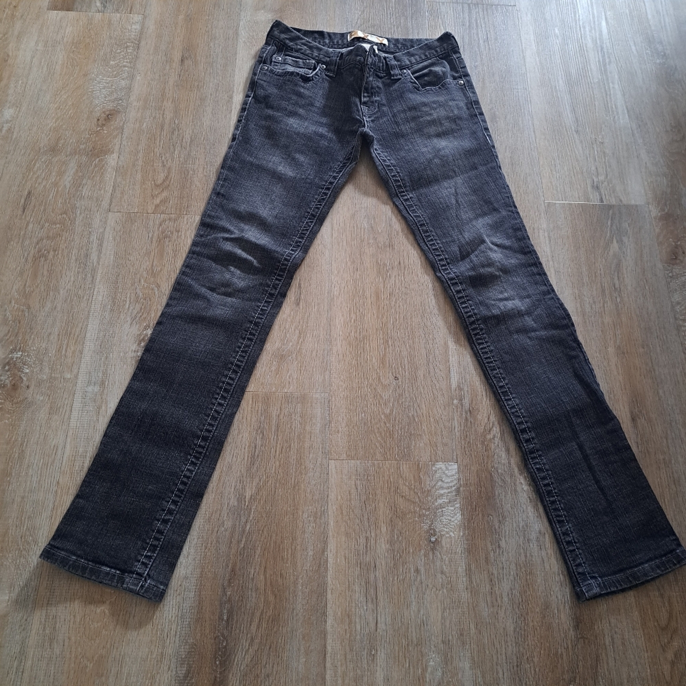 ROXY Black Stonewash Denim Jeans Back Pocket Design Cotton Size 3 Juniors